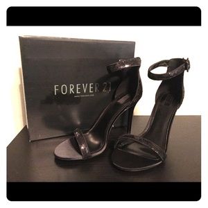 Forever 21 black sequined ankle strap heels 13W
